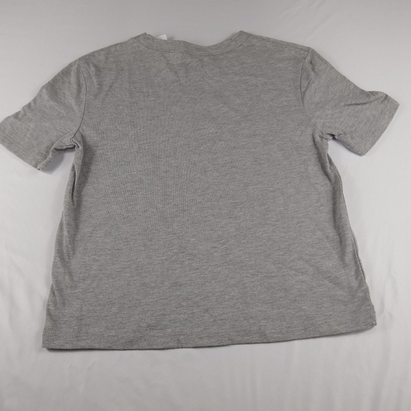 New Captain Marvel Cropped Top - Picture 3 of 9